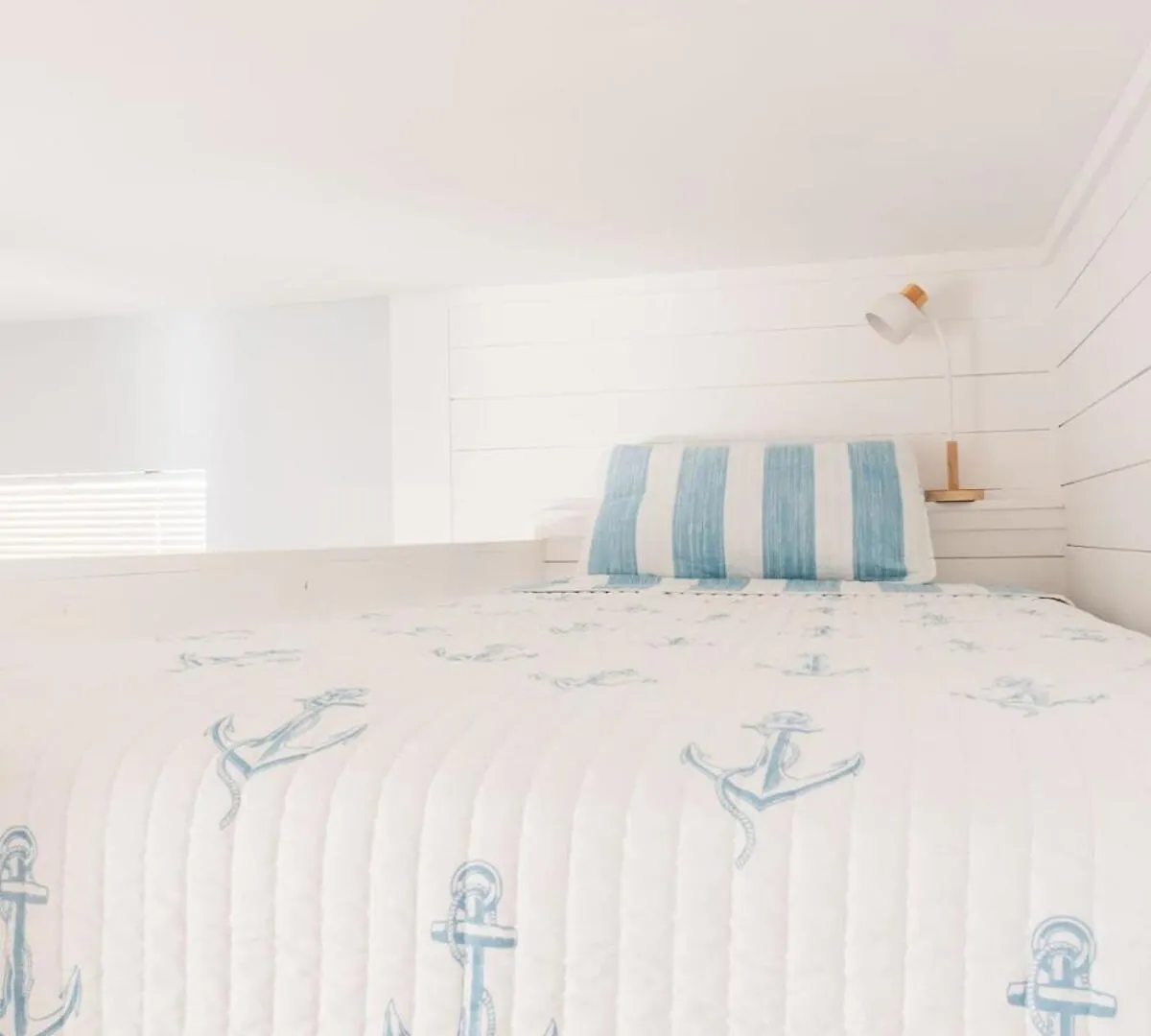 Cozy Beachfront Bliss With Ocean Views Destin 0*,  United States