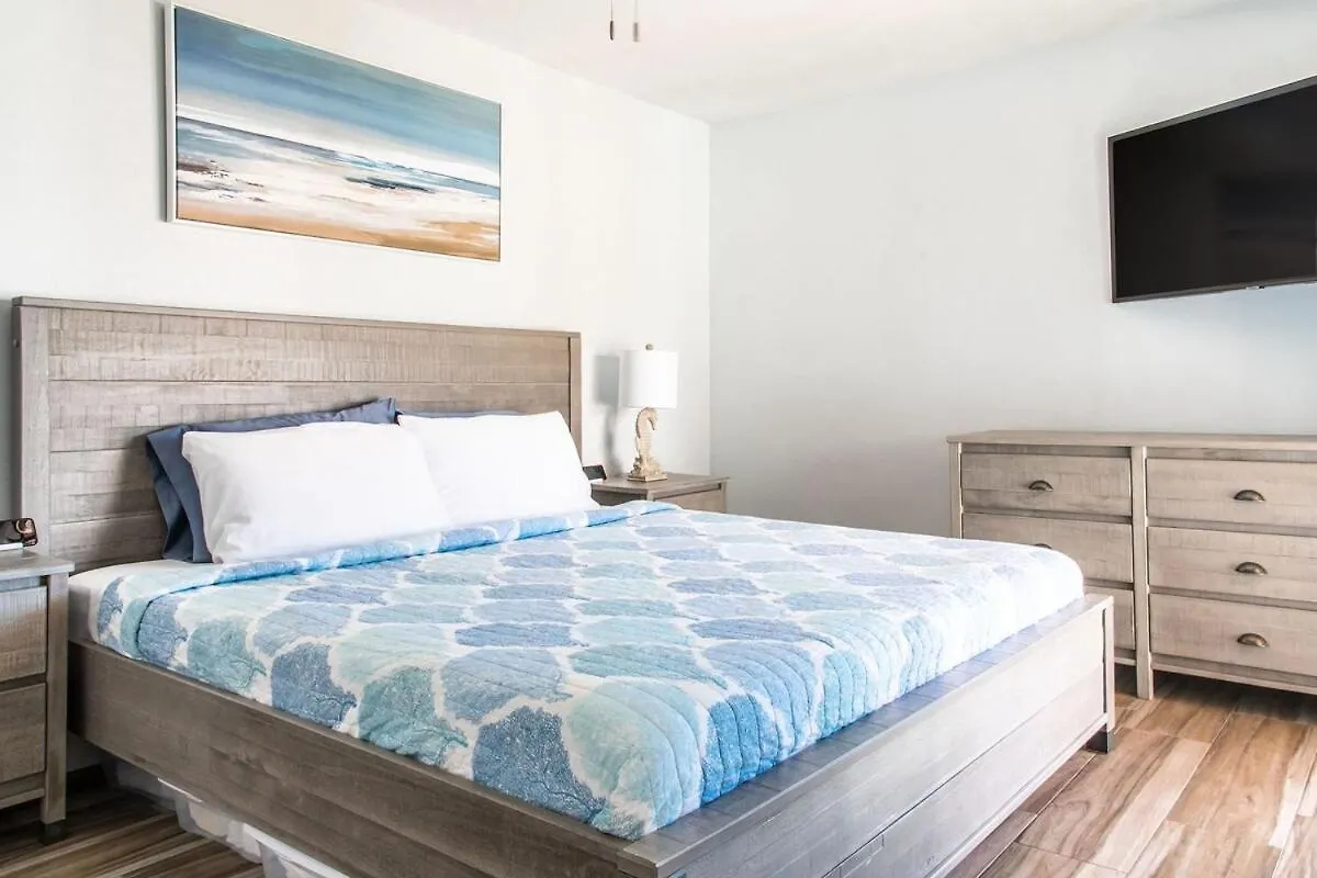 Cozy Beachfront Bliss With Ocean Views Destin 0*,  United States